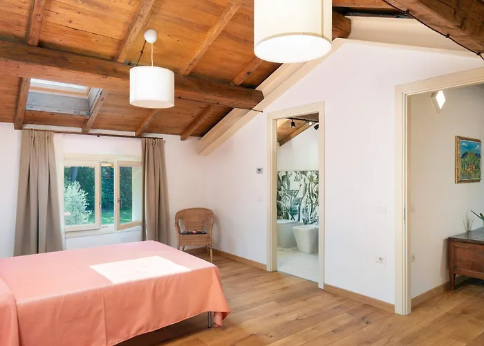 Villa Hillview Near Florence With Pool *