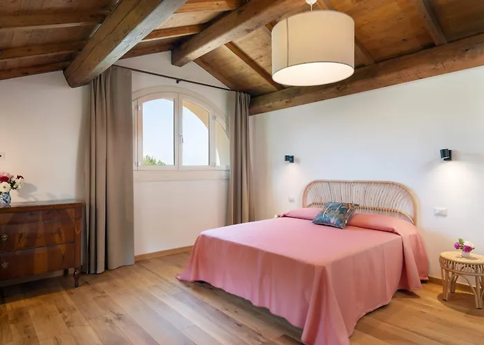 Hillview Near Florence With Pool